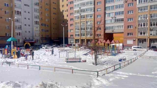 На дорогах Кирова случился снежный апокалипсис