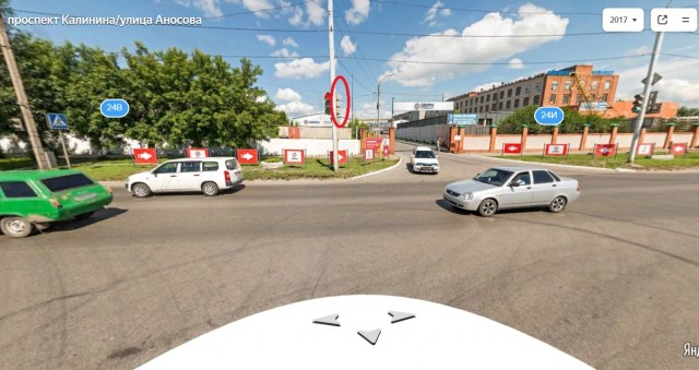 Можно ли зеленому авто повернуть направо?