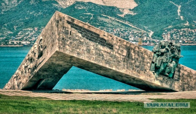 Мужчина купил старый фотоаппарат и нашел там фото оккупированного Новороссийска
