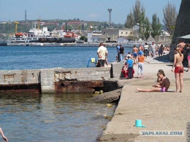 Пляж не принимает отдыхающих