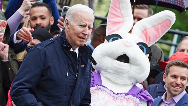 Байден заявил об обещании передать Украине около 700 танков