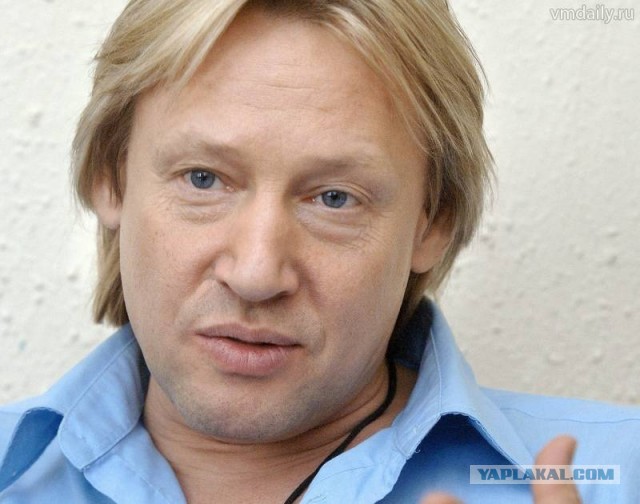 Знаменитости - ровесники (16 фото)