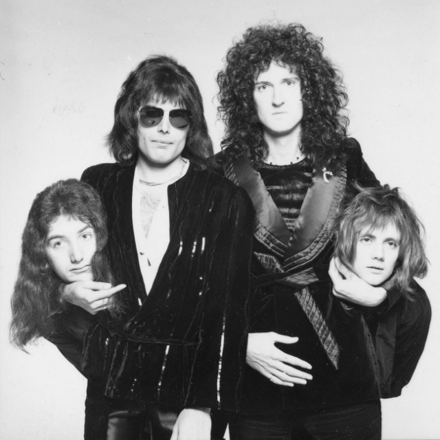 Музыка и музыканты: Queen-"A Day at the Races"