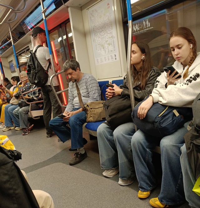 Двое, поэтический батл