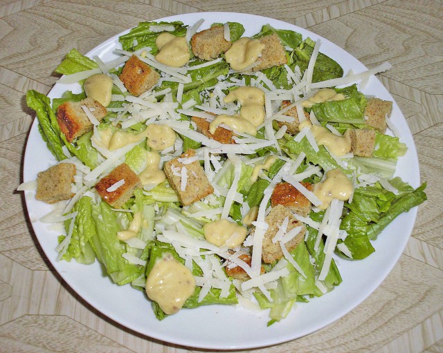 Цезарь и стейк! Почти классика :))