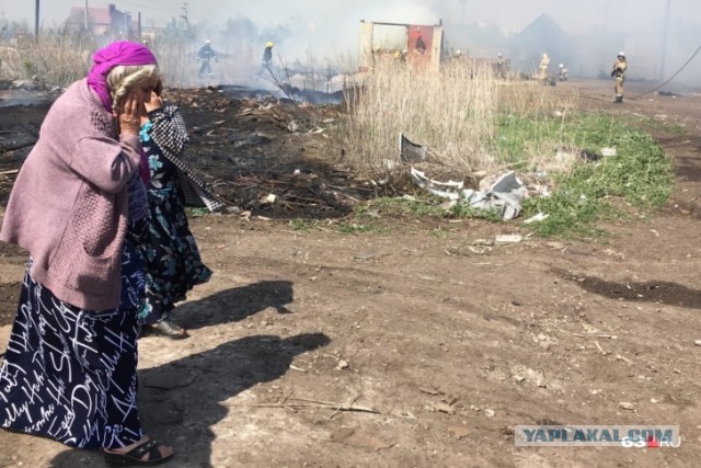 Видео с высоты: пламя выжгло цыганский поселок под Самарой