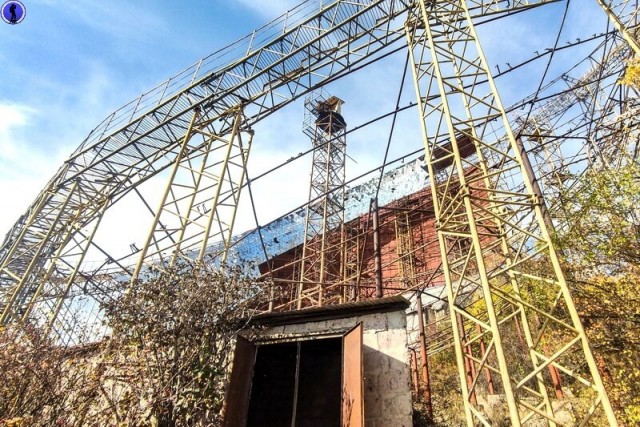 Заброшенная наука СССР: Недостроенный конденсатор солнечной энергии в горах