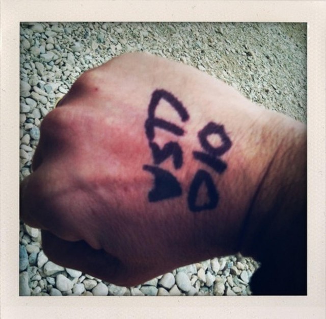 Военная хроника, снятая на мобилку