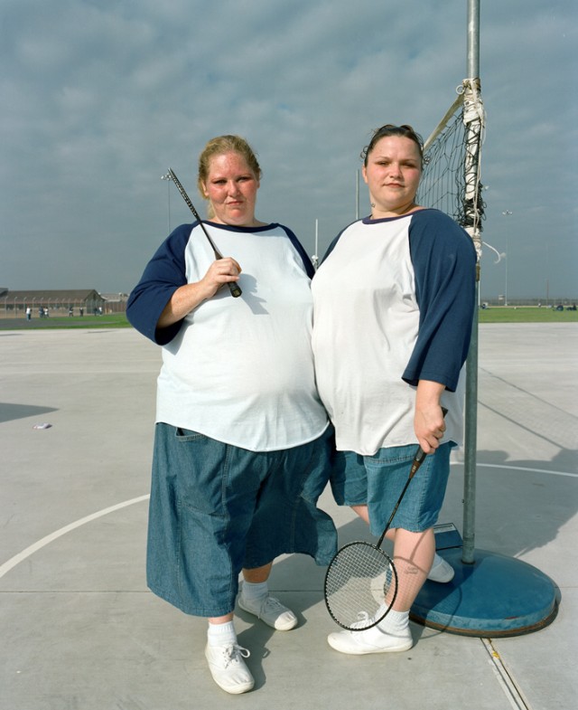 Девушки нелегкого поведения