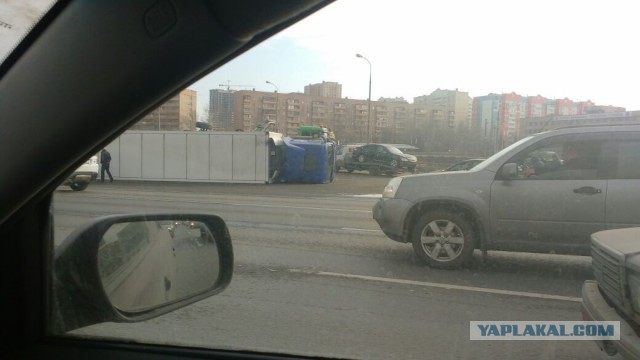 В крупной аварии на МКАД ранен "брат" Мары Багдасарян