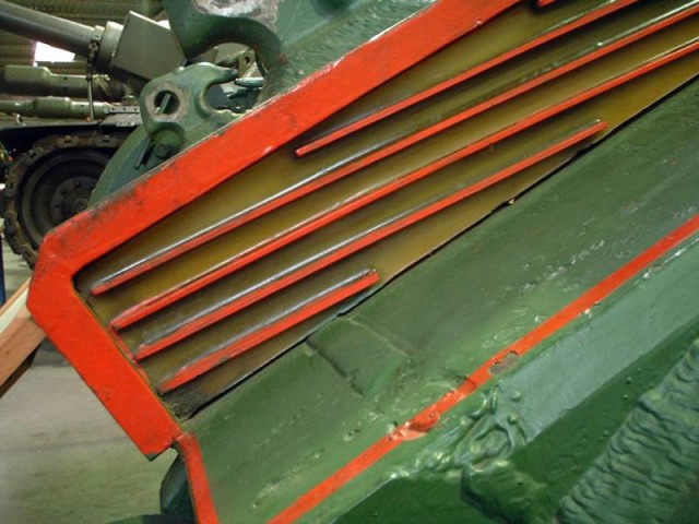 Т-62МВ: тот же «дед», но с динамической защитой