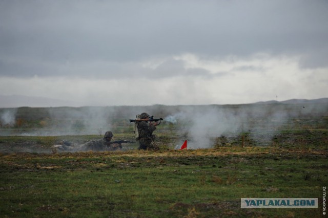 Испытания военных: Сухопутные войска РК