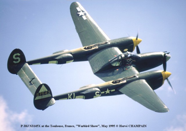 Многоцелевой истребитель P-38 «Lightning»