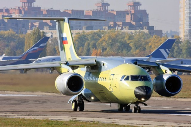 Украина поставила на прикол самолеты Ан-148 в России.