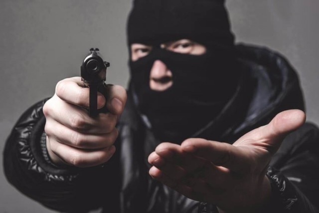 Неизвестные с пистолетом похитили у жителя Томска биткоины на 400 миллионов рублей