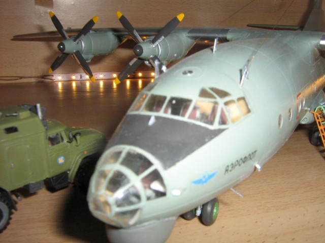 Ан-10 – неудачный конкурент Ил-18