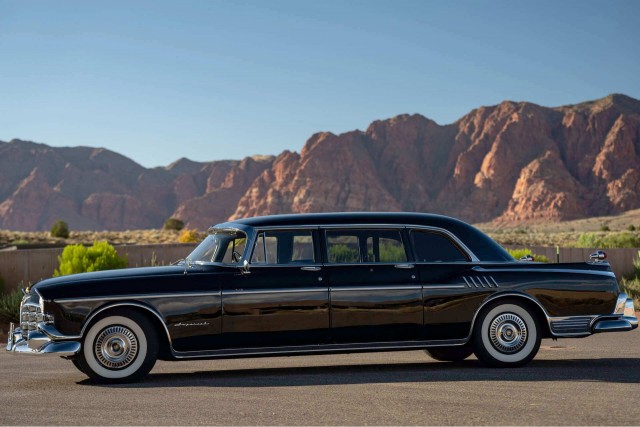 1956 Imperial Crown Limousine. Автопятница №49