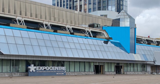 На Пресне начали сносить павильоны «Экспоцентра»