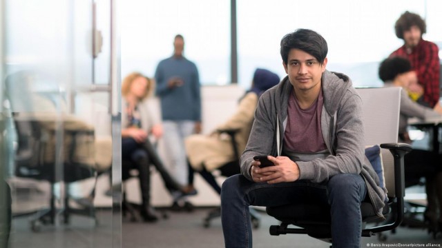 Работники из Индии зарабатывают больше других иностранцев в Германии