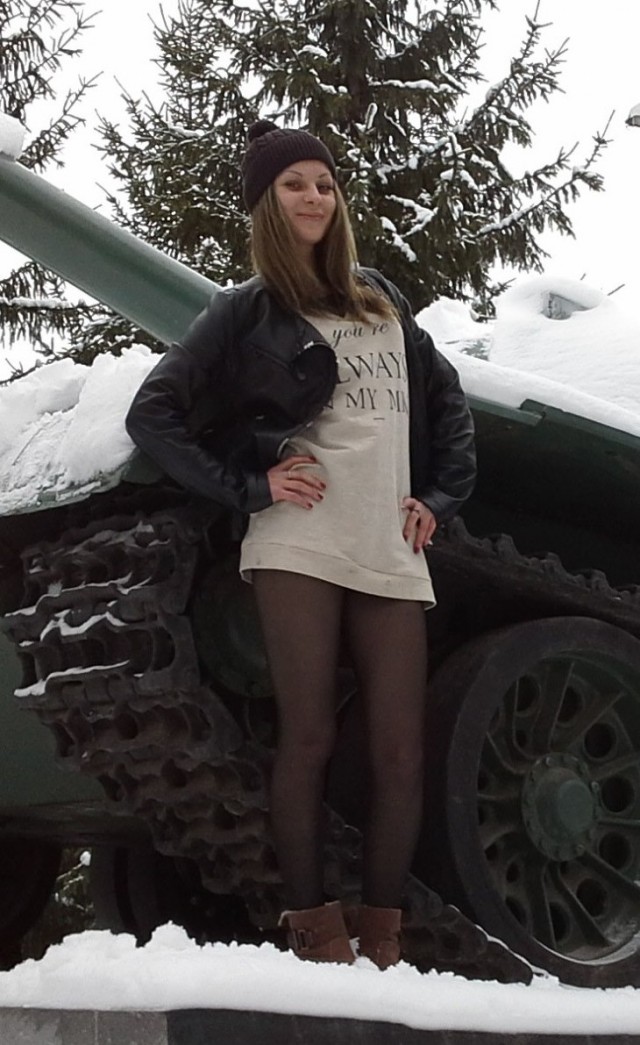 Красивые девушки из соцсетей