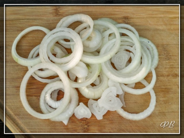 Лук в Кока-Коле