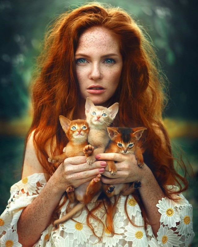 Девушки котовторника