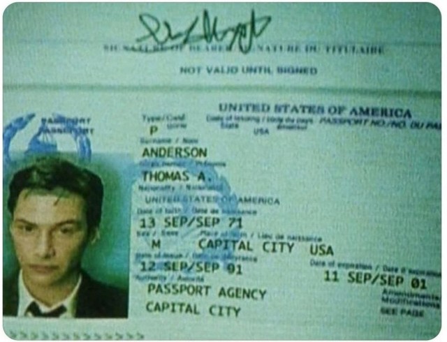 У мистера Томаса Андерсона днюха