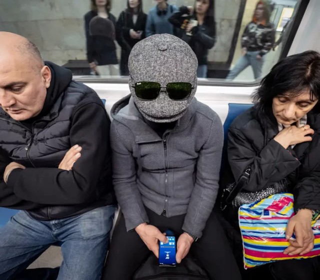 Модники из российского метрополитена