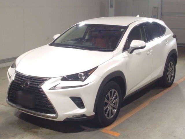 Toyota обрушила цены на свои авто в Китае до конца 2024 года: Corolla "всего" за 12 300 долларов, RAV4 за 17 800 долларов