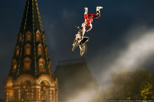 Red Bull X-Fighters на российской земле