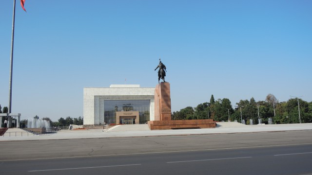 Памир на Логане