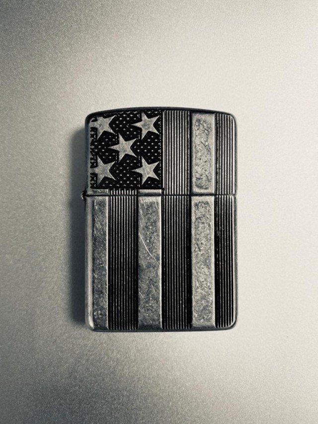 Зажигалка Zippo