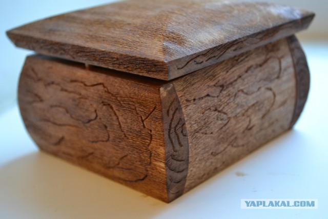 Шкатулка в неаполитанксом стиле