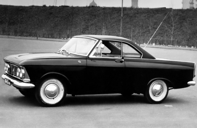6 российских автомобилей, которые не захотели производить в массовых масштабах
