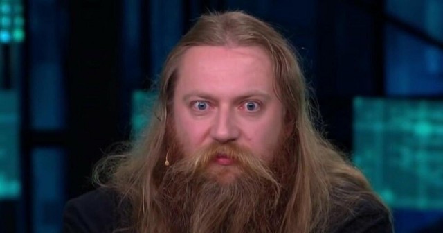 Многодетный отец Евгений Тепляков подал в суд на школу в Зюзино