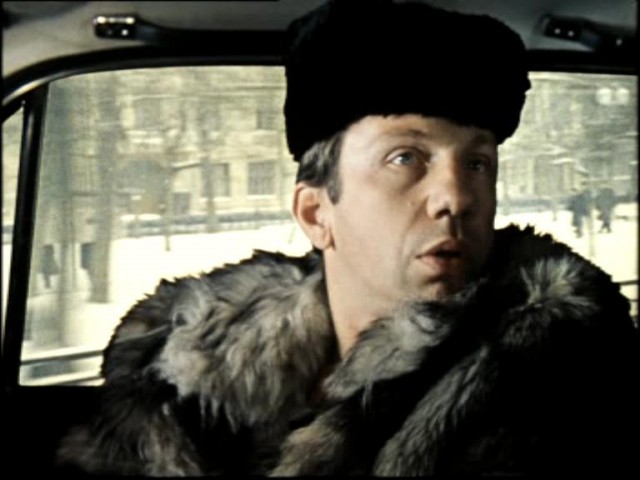 Захожу в салон сотовой связи , а там...