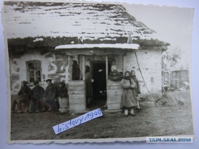 Крестьяне, деревенские  хаты. 1941-1942