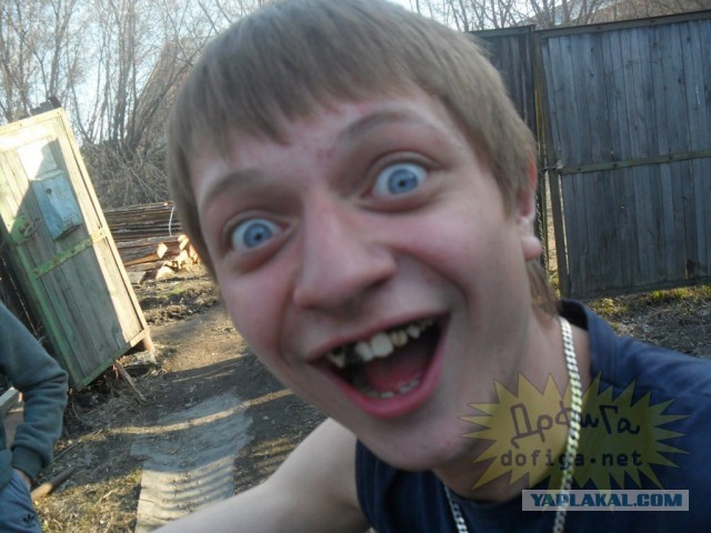 Они просили его пропустить, а он их протаранил