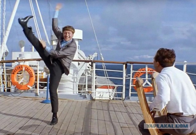 В Крыму ограничили продажу бензина до 20 литров в руки