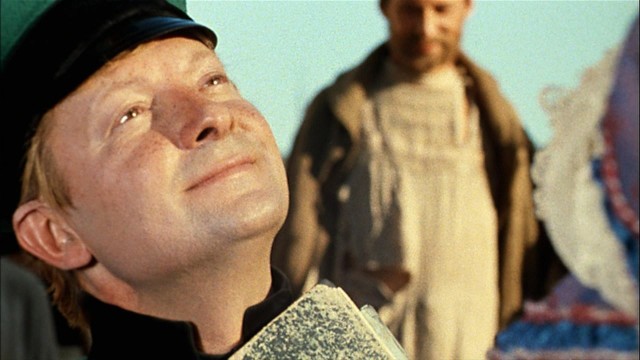 А кого вы любили в советских фильмах?