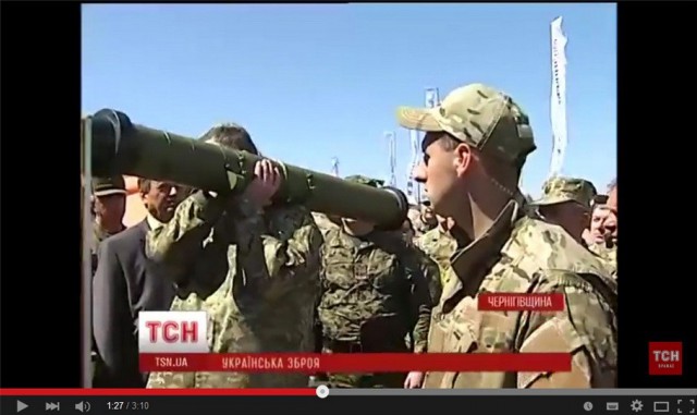 Колонна Хаммеров на на дороге к Луганску.