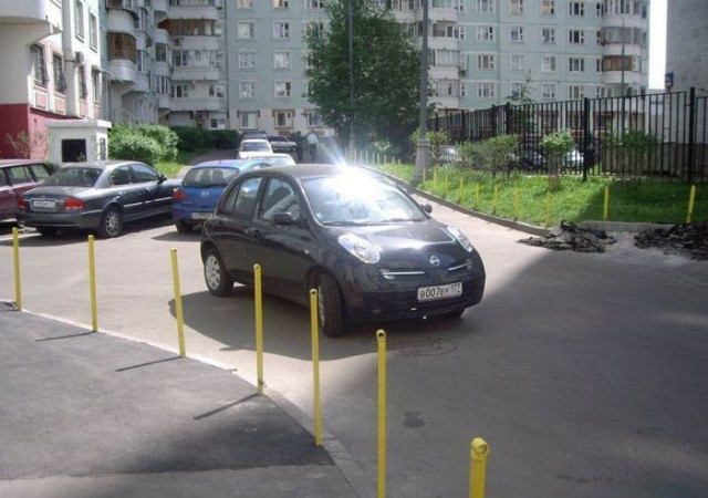 Интиресно, а хоть табличку убрать догадается?