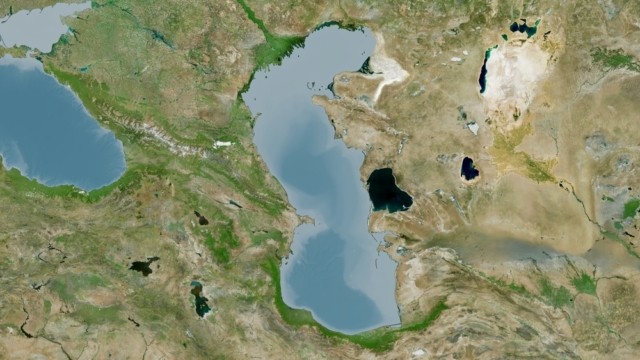 Токаев и Алиев потребовали срочных мер по спасению Каспийского моря