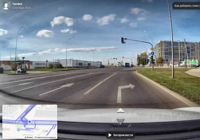 А правая полоса для поворота направо?