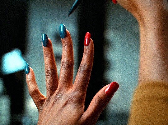 Девочки, внимание