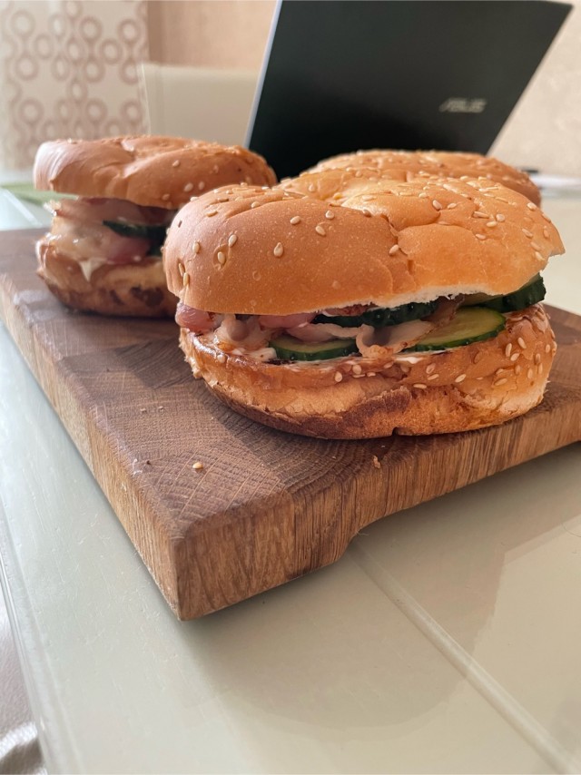 "Вкусно и дочка"