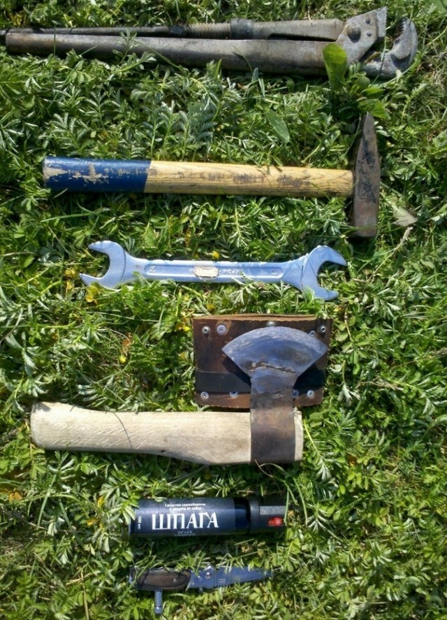 В ХМАО закрыто дело против мужчины, избившего банду мигрантов-рэкетиров