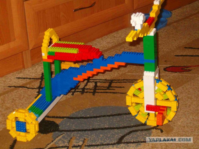 Лего против Советского конструктора.