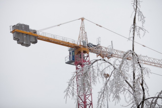 Лед на улицах Москвы