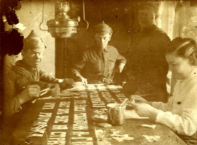 Хочу поделиться фотографиями своего деда,